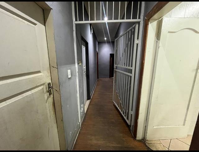 5 BEDROOM HOUSE FOR SALE IN ROSETTENVILLE